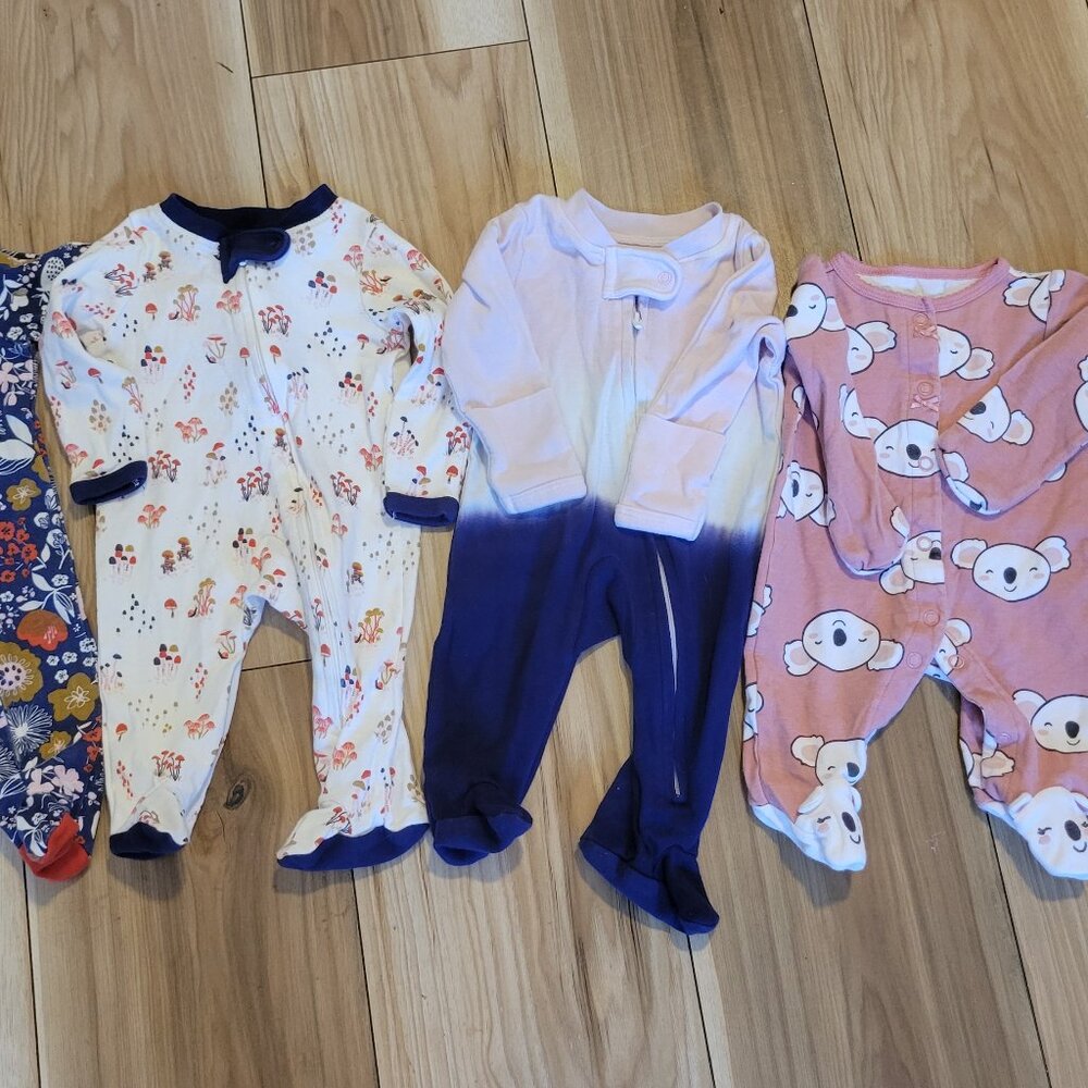 Newborn Baby Clothes Lot - Gender Neutral